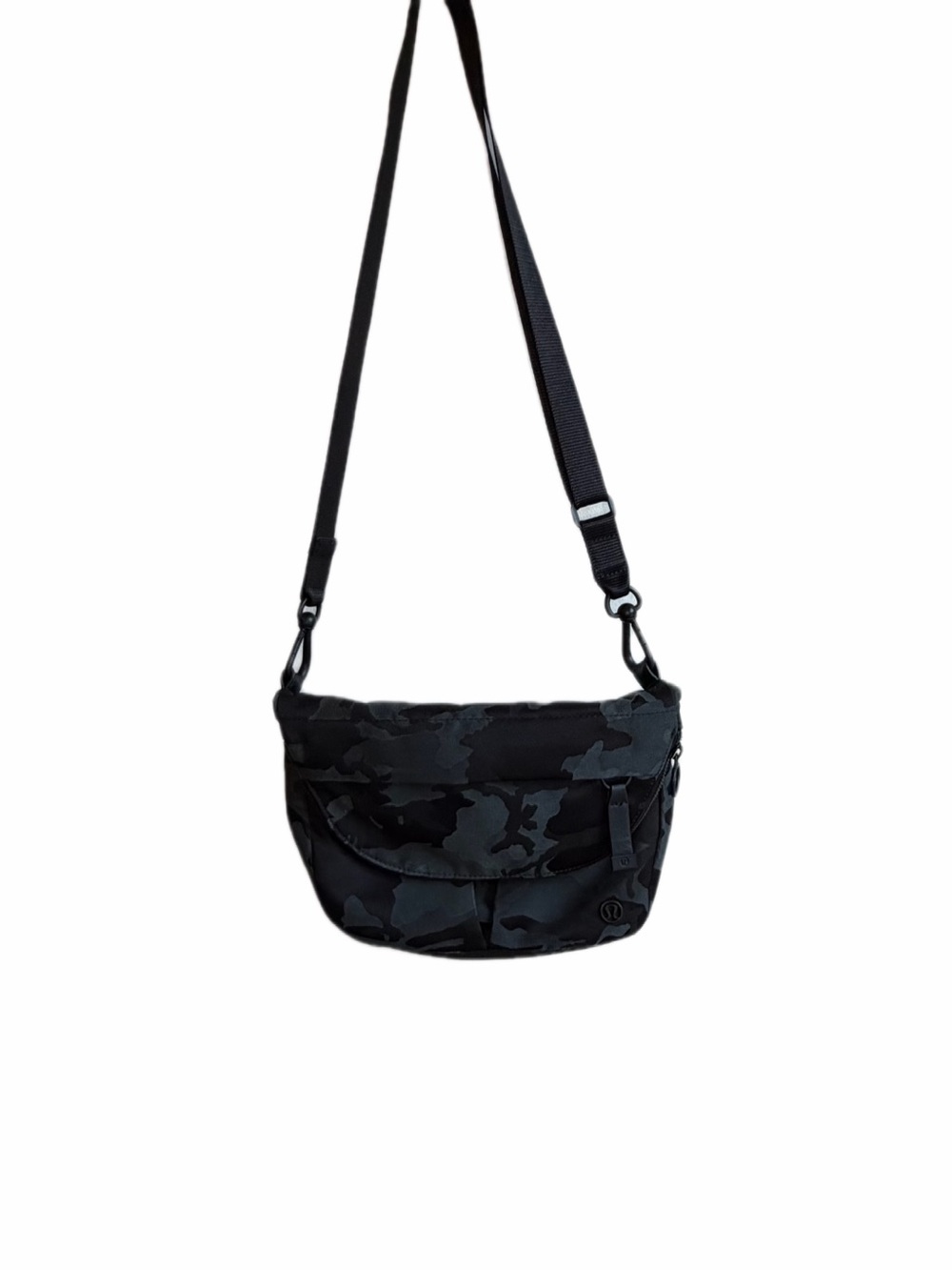 Lululemon Black Camo Crossbody Bag Adjustable Strap EUC